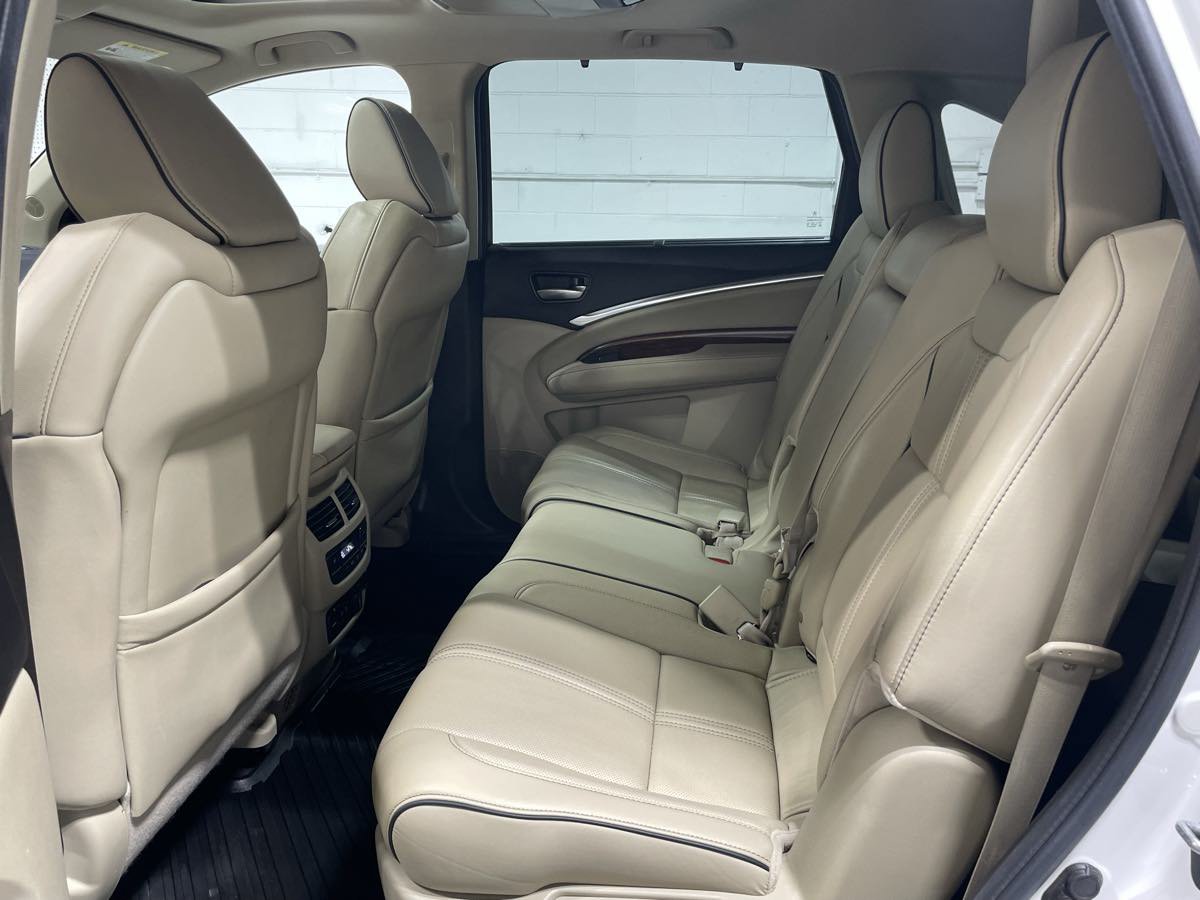 Used 2018 Acura MDX w/ Advance & Entertainment AWD/4WD image 16