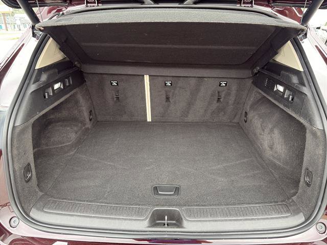 Used 2022 Buick Envision Avenir w/ Technology Package II image 11