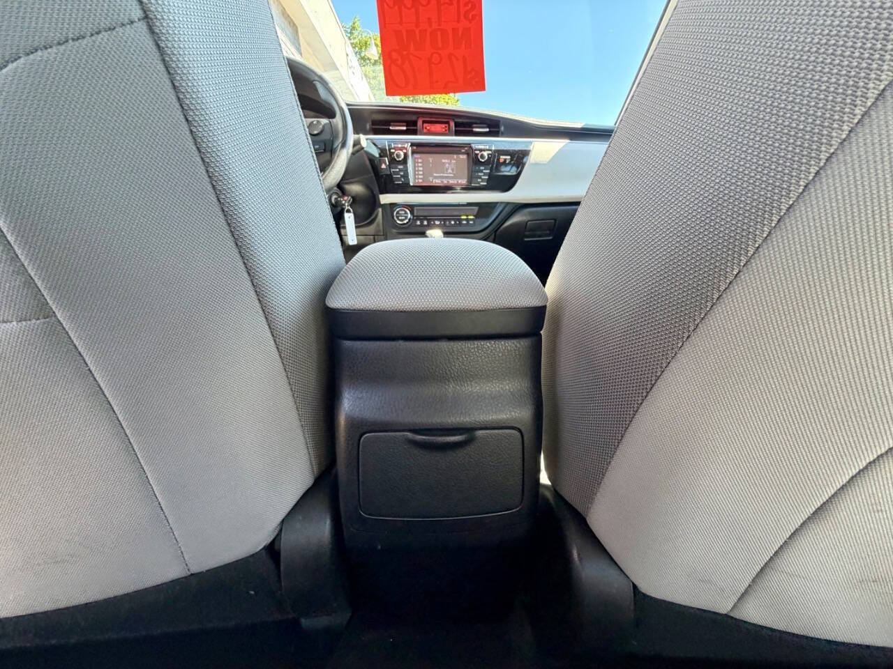 Used 2016 Toyota Corolla LE FWD image 20