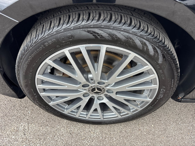 Used 2025 Mercedes-Benz CLA 250 4MATIC image 34