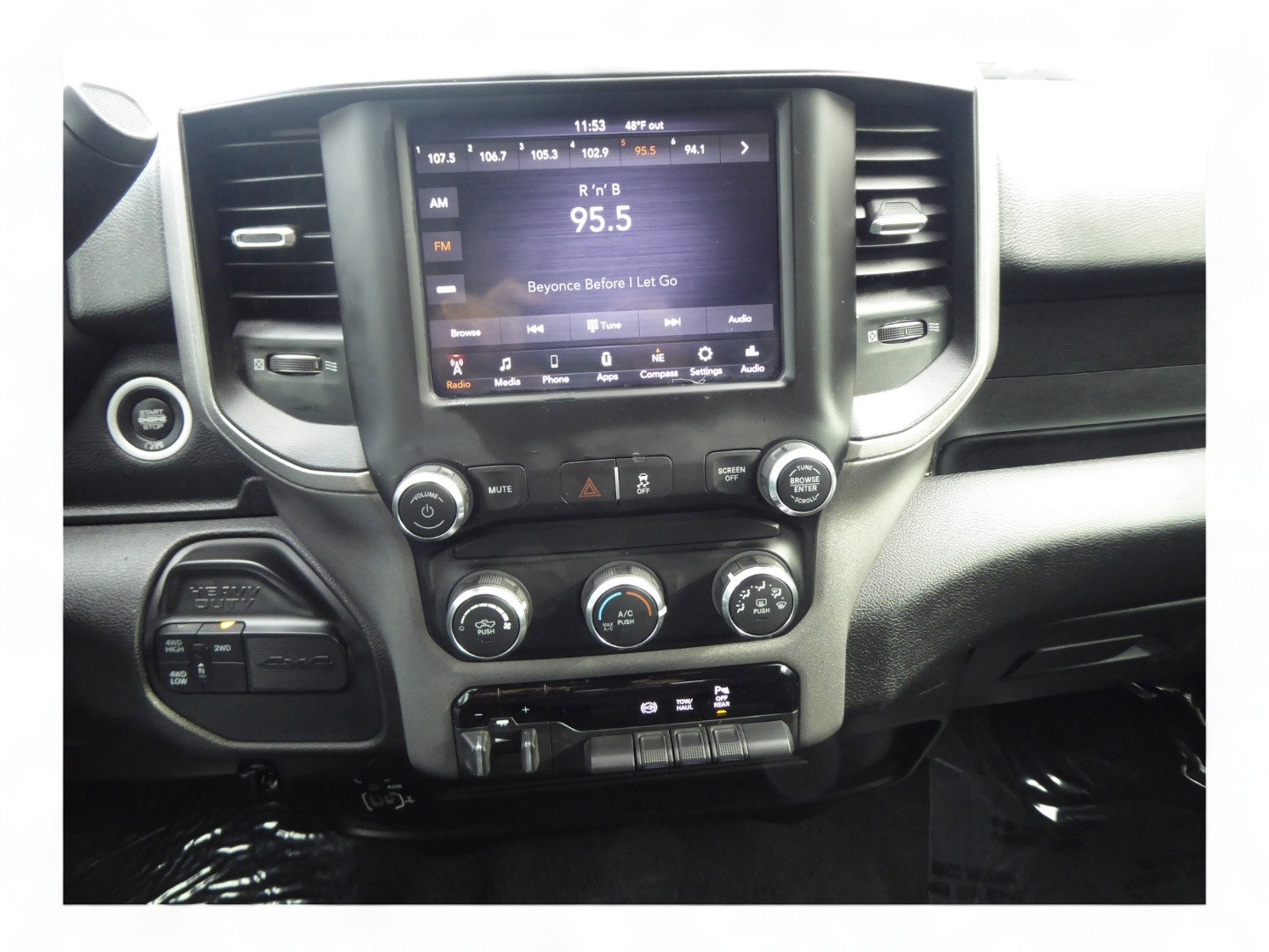 Used 2020 RAM 3500 Tradesman image 14