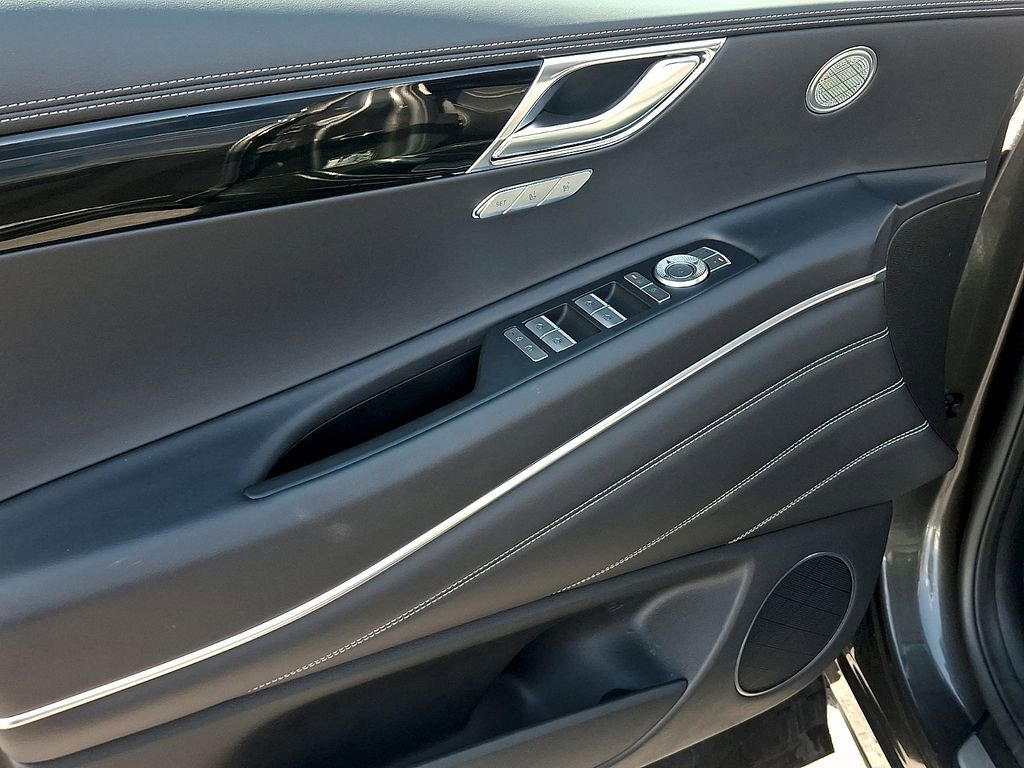 Used 2025 Genesis GV80 2.5T Standard image 12