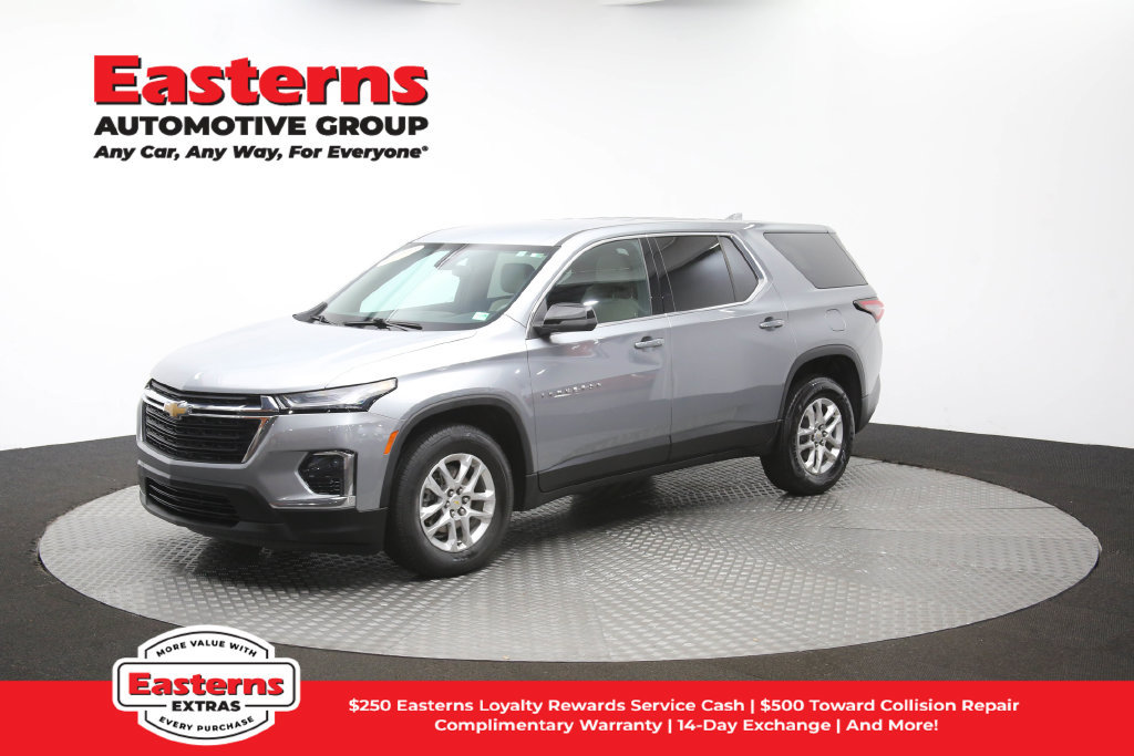 Used 2023 Chevrolet Traverse LS FWD image 56