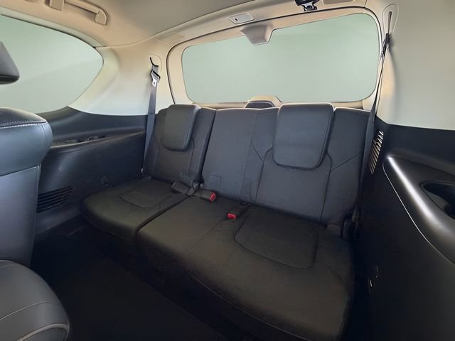 Used 2023 Nissan Armada Platinum w/ Captain's Chairs Package image 29