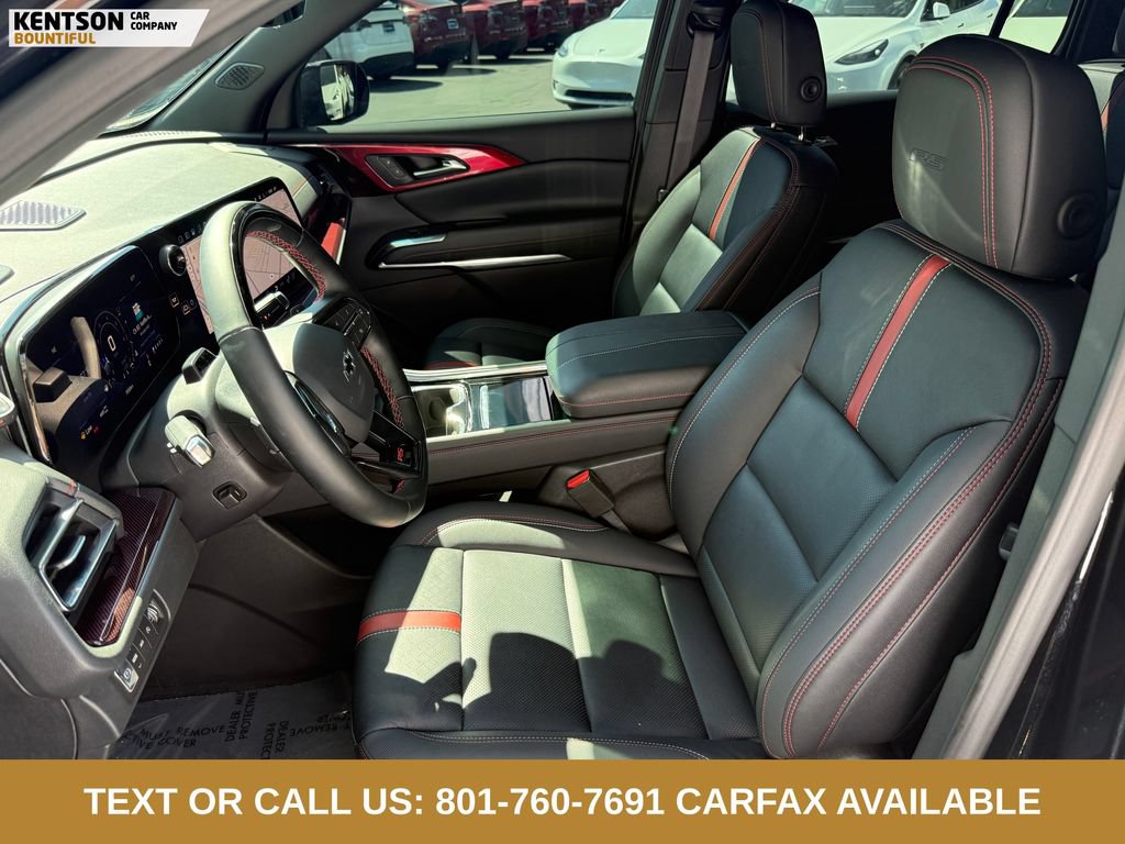 Used 2026 Chevrolet Traverse RS w/ LPO, Floor Liner Package AWD/4WD image 30
