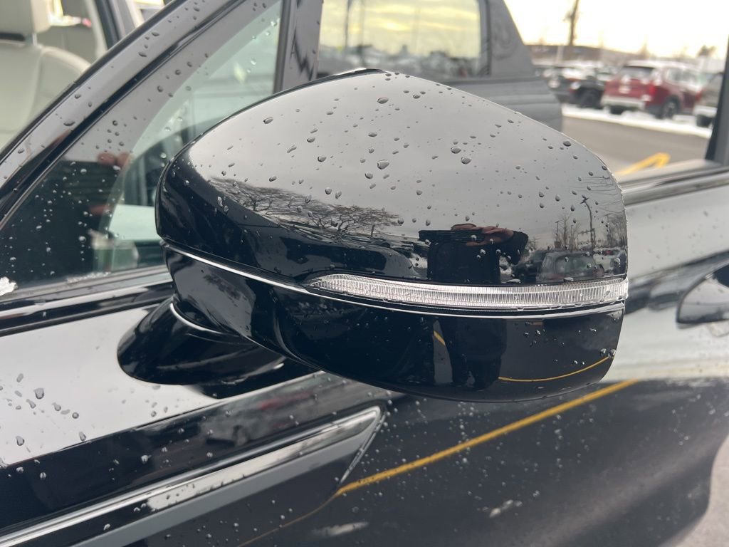 Certified 2025 Kia Sorento X-Line EX image 31