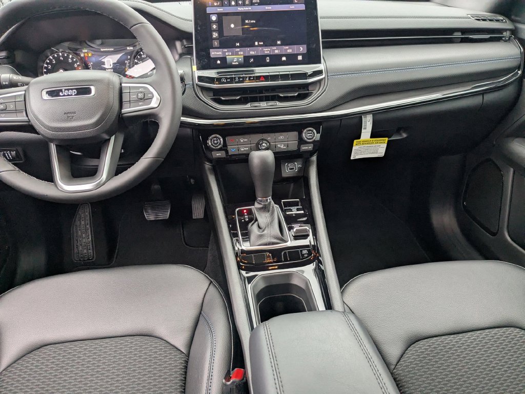 New 2026 Jeep Compass Latitude AWD/4WD image 21