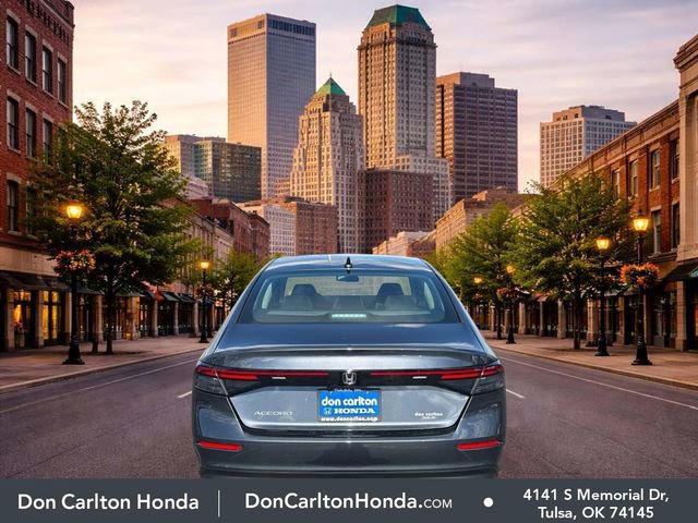 Certified 2025 Honda Accord SE image 5