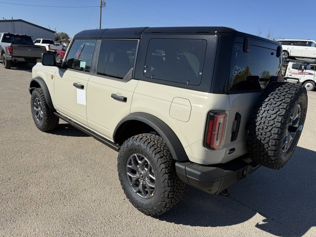 New 2025 Ford Bronco Badlands image 6