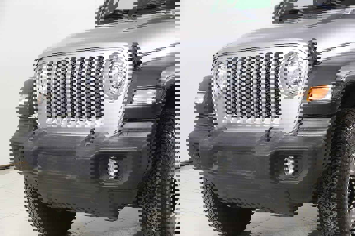 Used 2018 Jeep Wrangler Unlimited Sport S image 49