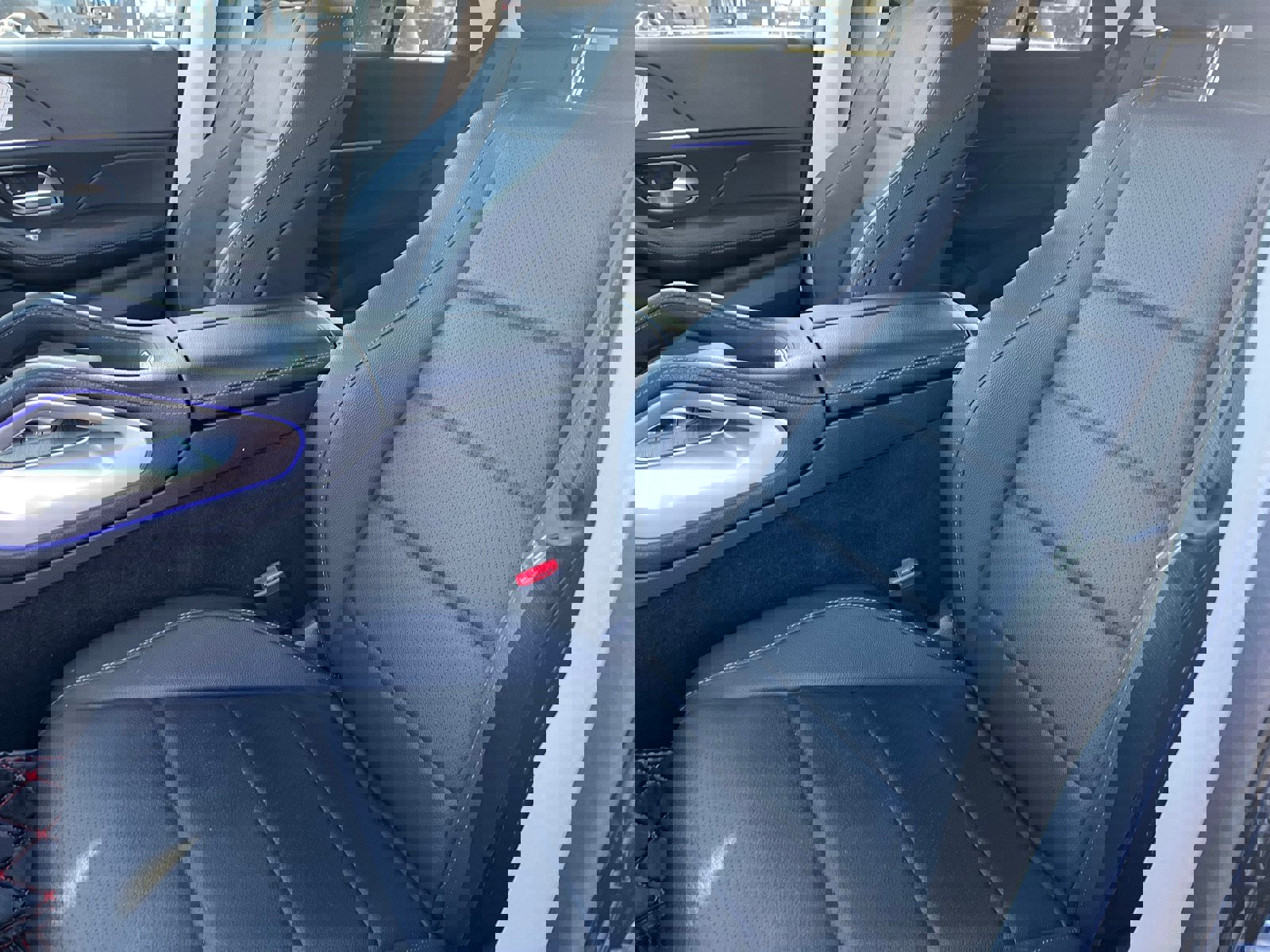 Used 2024 Mercedes-Benz GLE 350 4MATIC image 18