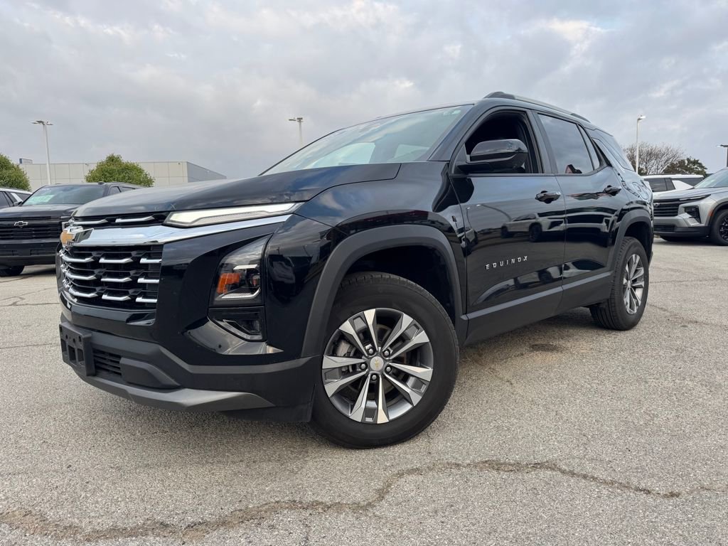 Used 2025 Chevrolet Equinox LT w/ Convenience Package II image 1