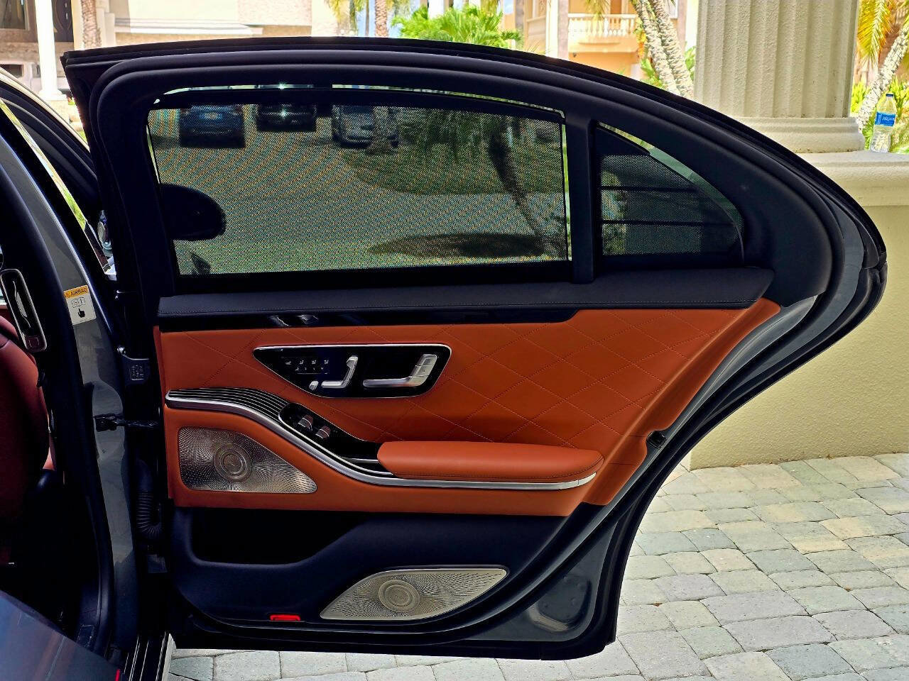 Used 2022 Mercedes-Benz S 580 4MATIC Sedan w/ Rear Seat Package image 91