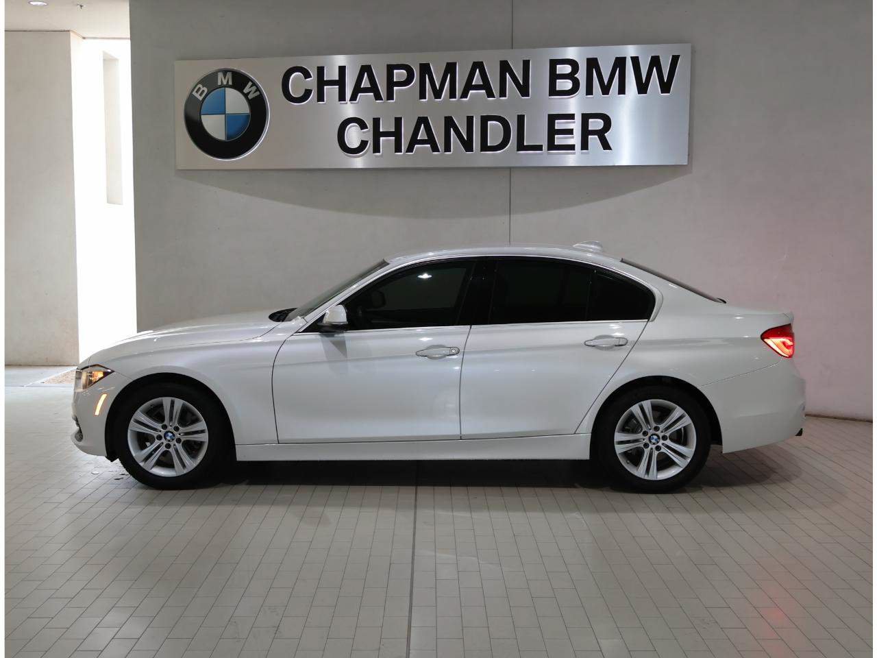 Used 2017 BMW 330i Sedan RWD image 3