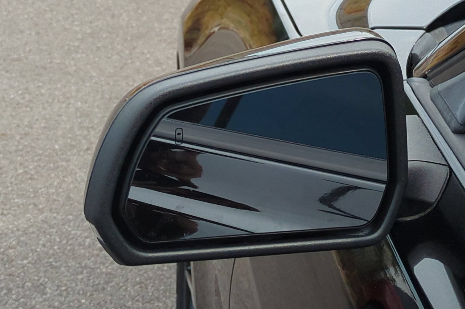 Used 2019 Ford Mustang Premium w/ Equipment Group 201A RWD image 54