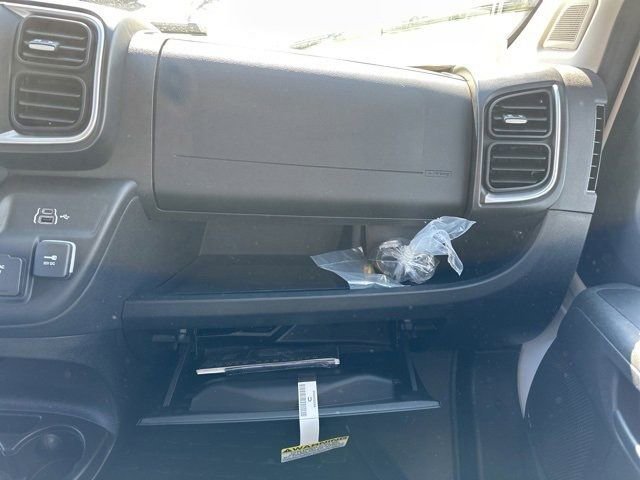 New 2024 RAM ProMaster 3500 w/ Quick Order Package 22G SLT image 22