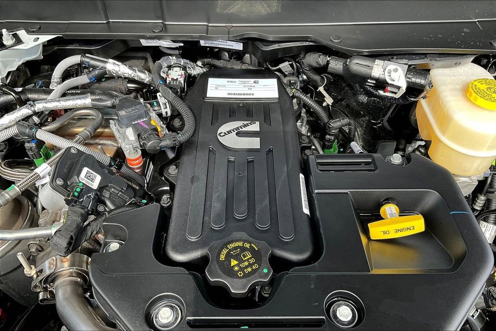 New 2026 RAM 3500 Tradesman AWD/4WD image 19