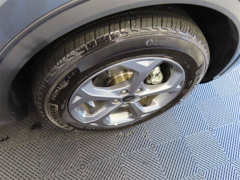 Used 2025 Ford Escape ST-Line FWD image 9