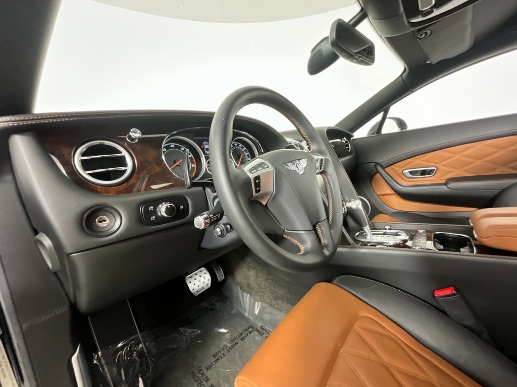 Used 2014 Bentley Continental GT image 15
