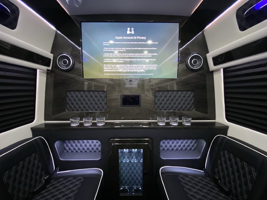 Used 2025 Mercedes-Benz Sprinter 3500 image 23