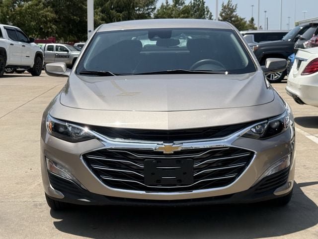 Used 2025 Chevrolet Malibu LT FWD image 8