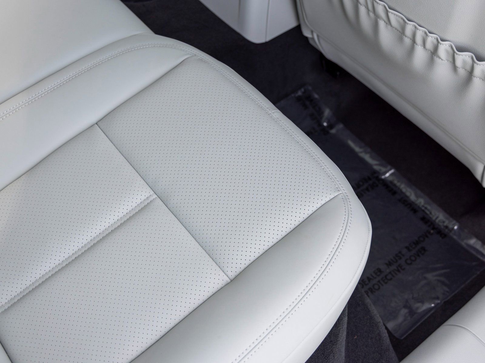 New 2025 Porsche Macan image 51