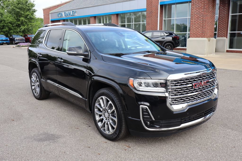 Used 2023 GMC Acadia Denali w/ Trailering Package AWD/4WD image 4