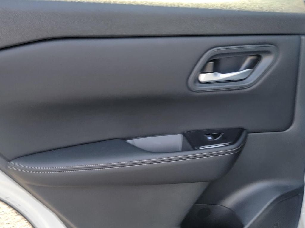 New 2026 Nissan Rogue SV AWD/4WD image 14