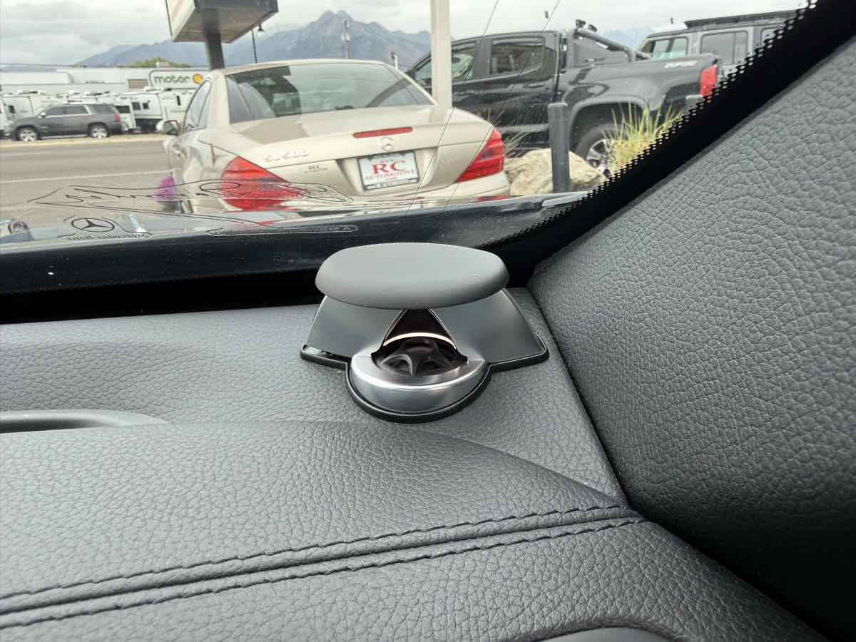 Used 2013 Mercedes-Benz SL 550 image 21