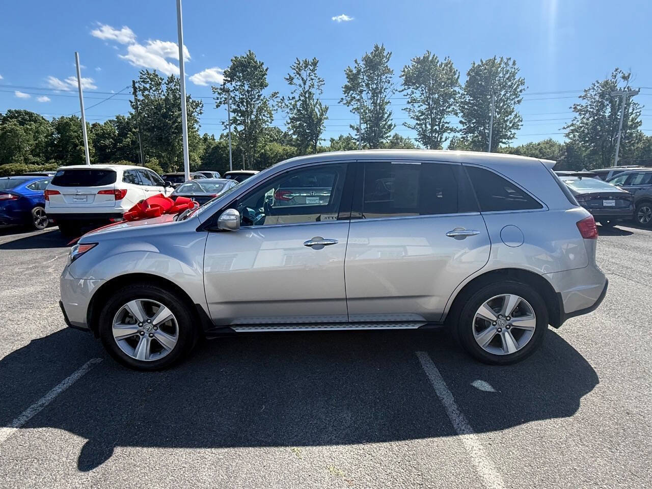 Used 2011 Acura MDX w/ Technology Package AWD/4WD image 3