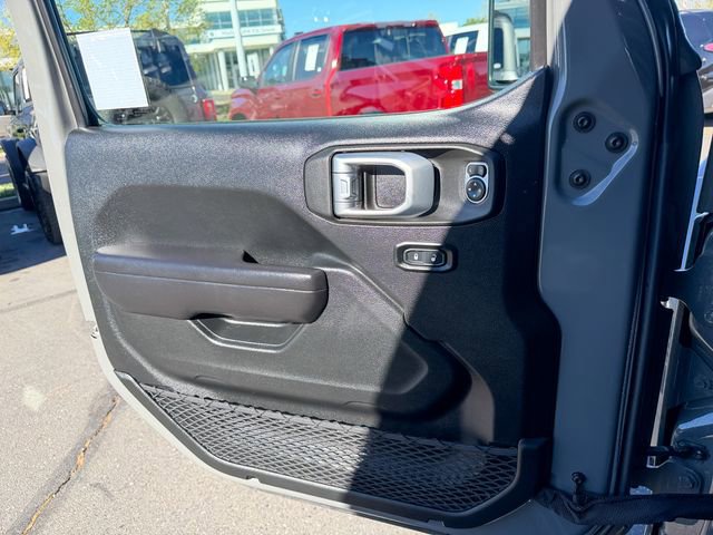 Used 2021 Jeep Wrangler Unlimited Rubicon image 25