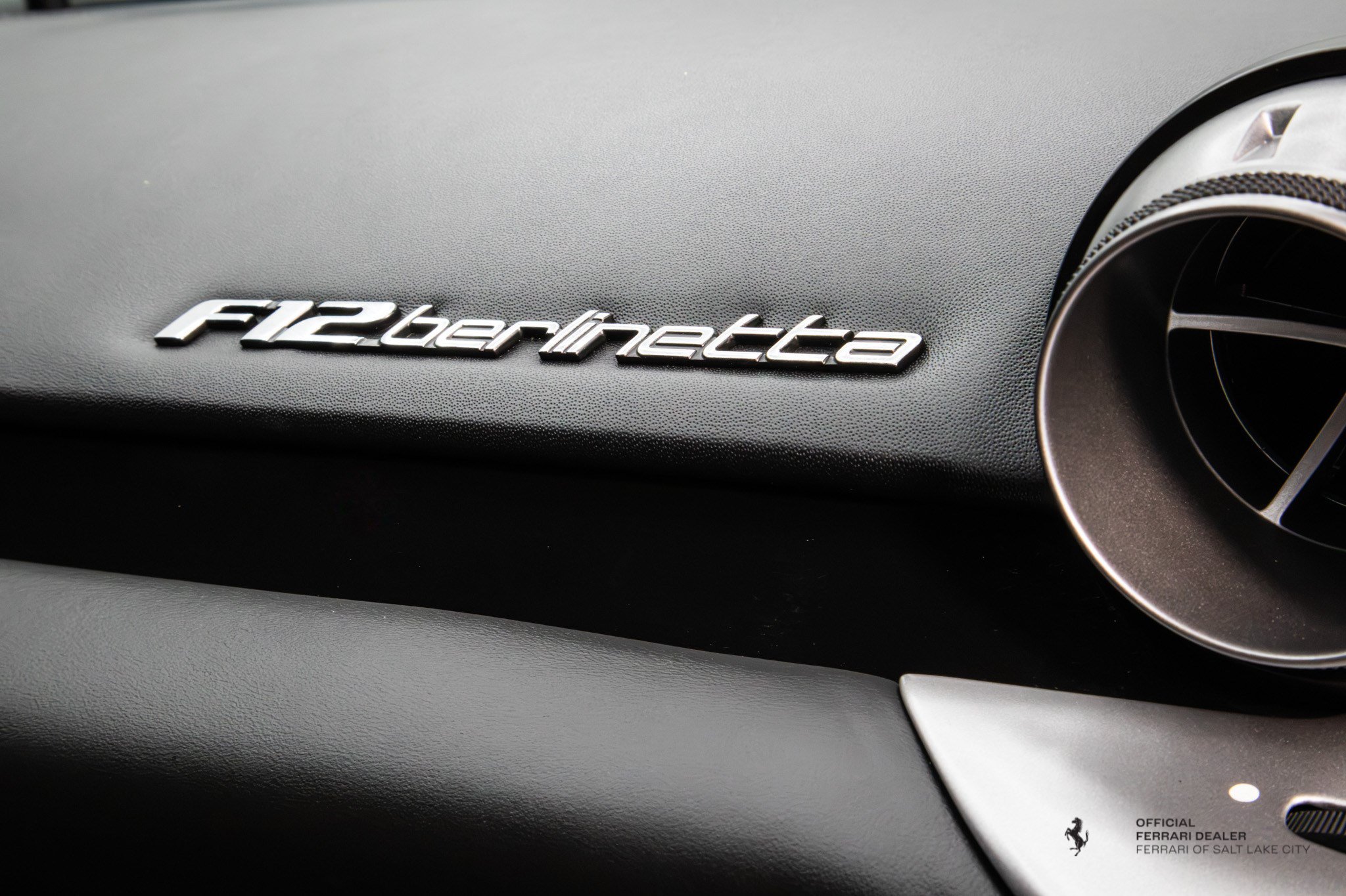 Used 2015 Ferrari F12 Berlinetta RWD image 16
