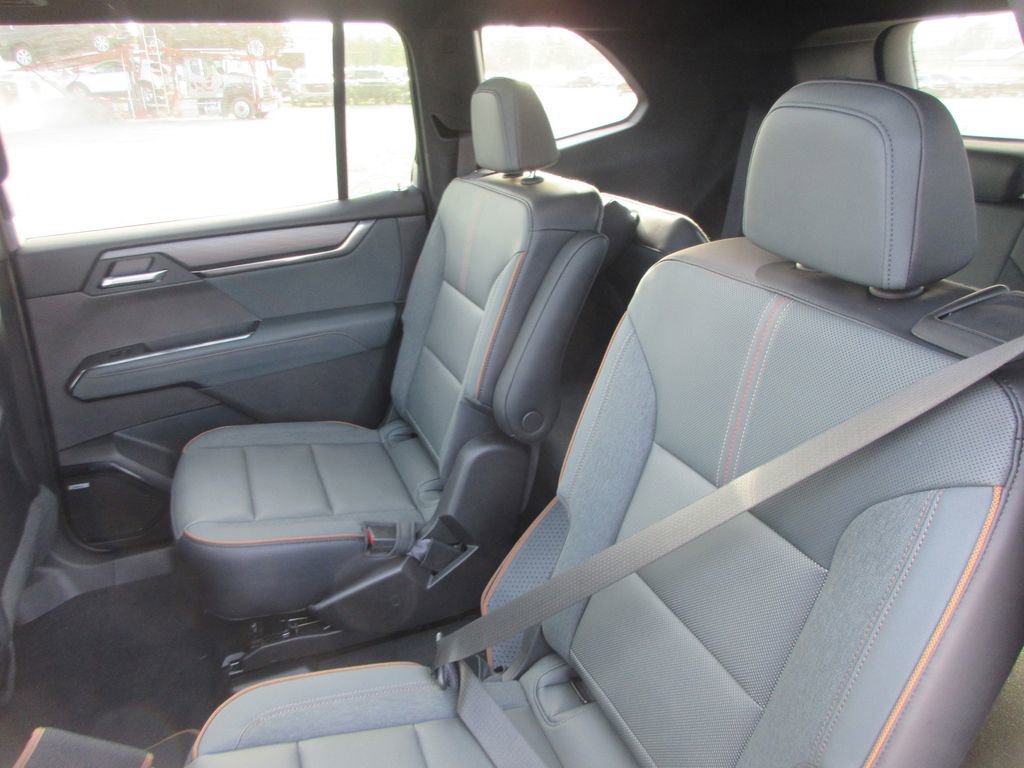New 2026 GMC Acadia AT4 image 17