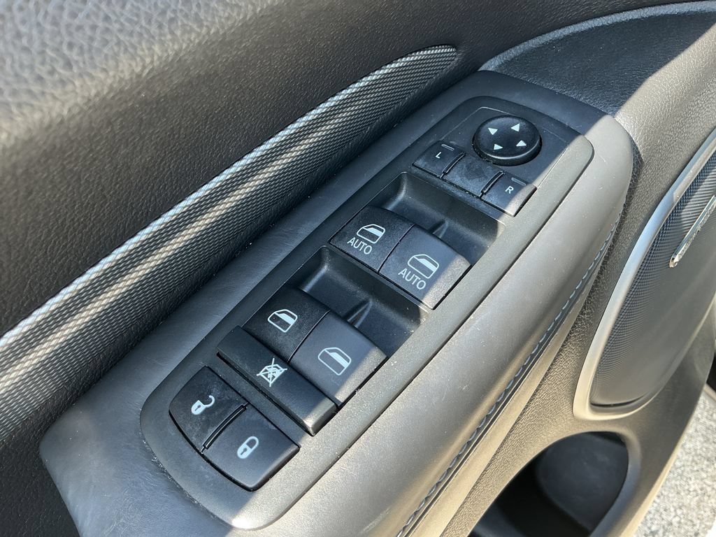 Certified 2020 Dodge Durango R/T w/ Technology Group AWD/4WD image 14