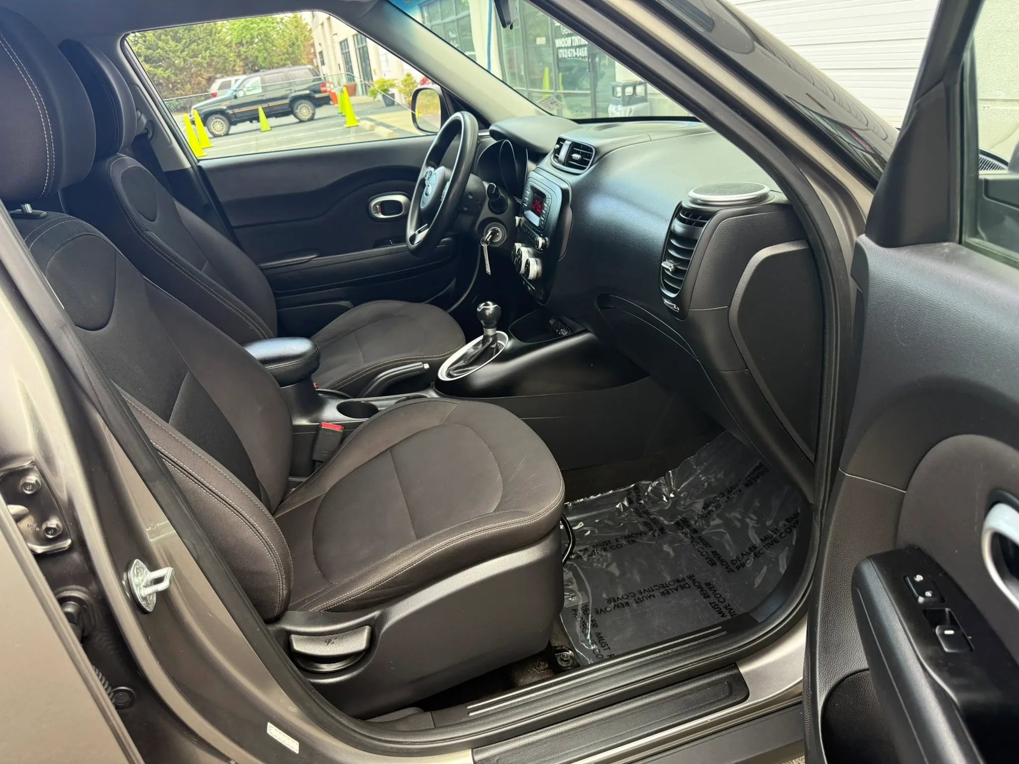 Used 2016 Kia Soul FWD image 19