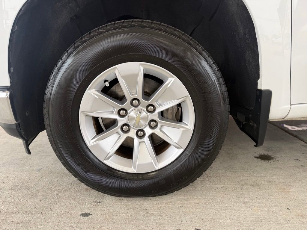 Used 2020 Chevrolet Silverado 1500 LT image 13
