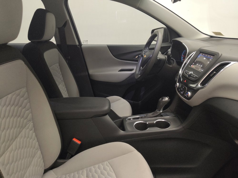 Used 2019 Chevrolet Equinox LS FWD image 21
