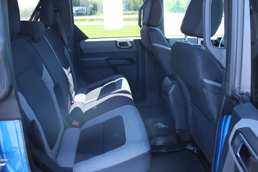 Used 2023 Ford Bronco 4-Door AWD/4WD image 16