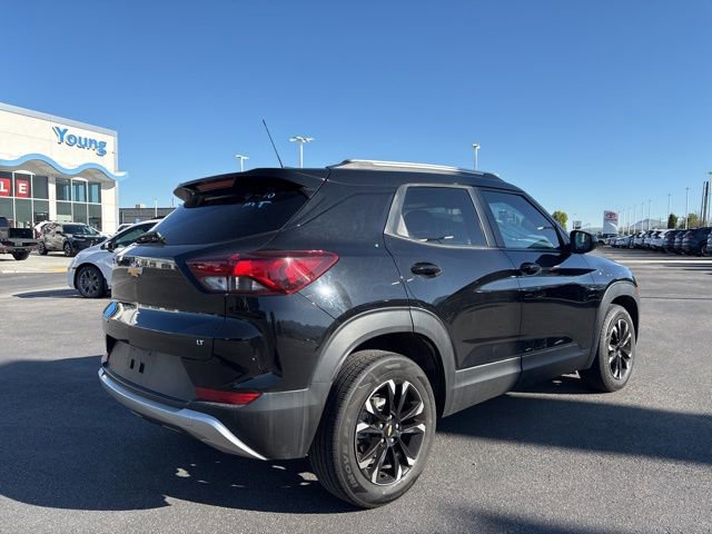 Used 2022 Chevrolet TrailBlazer LT FWD image 3
