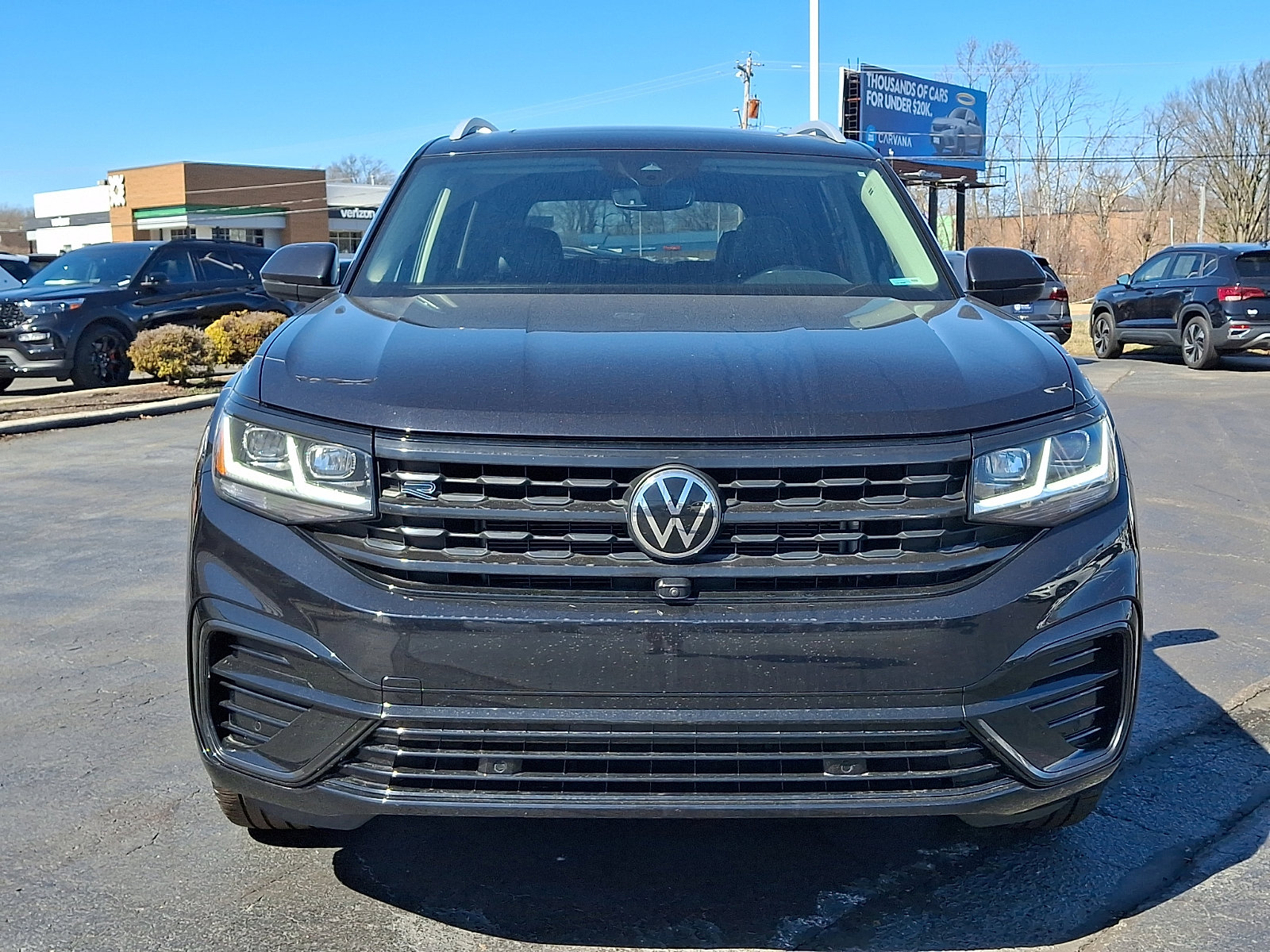 Used 2021 Volkswagen Atlas SEL Premium image 2
