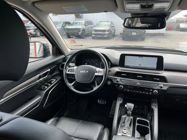 Certified 2022 Kia Telluride SX w/ Nightfall Edition Package AWD/4WD image 41