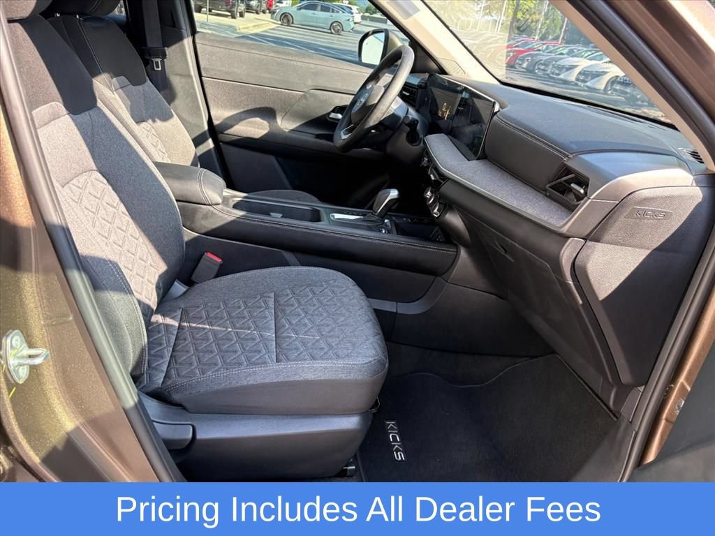 Certified 2025 Nissan Kicks SV AWD/4WD image 19