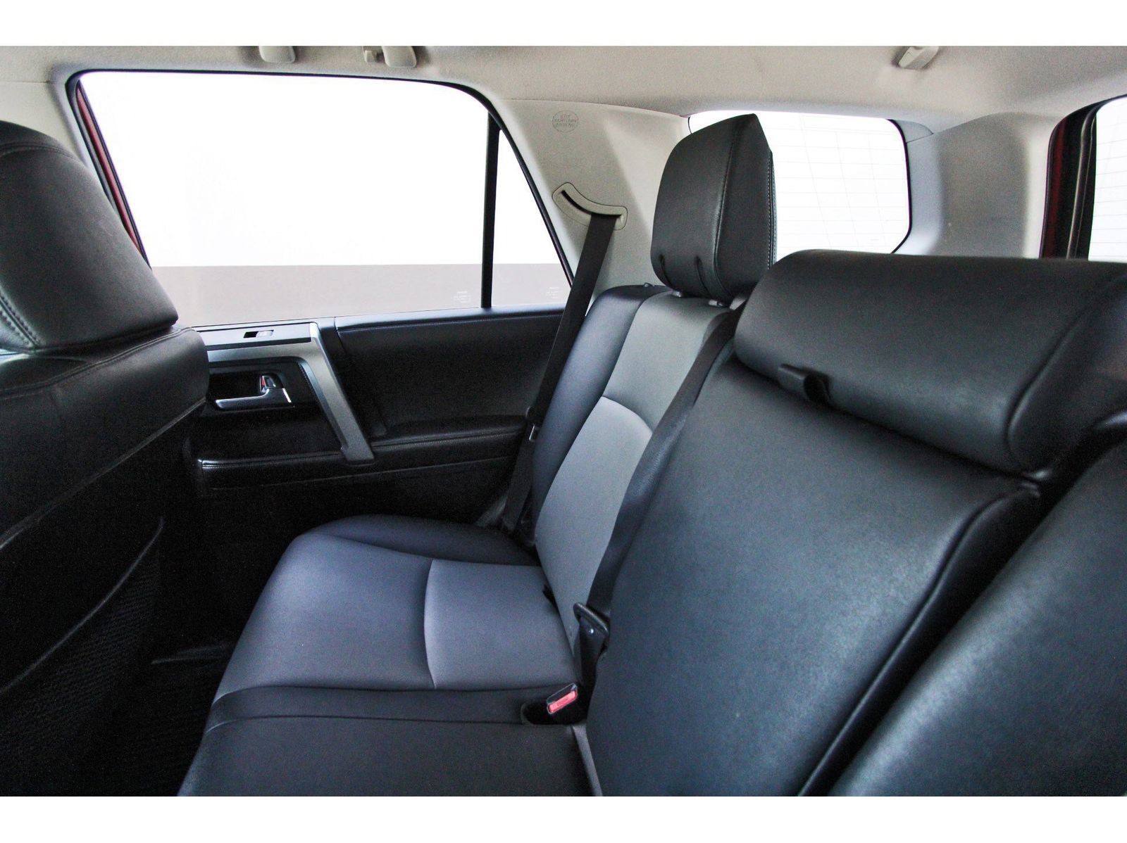 Used 2019 Toyota 4Runner SR5 Premium RWD image 13