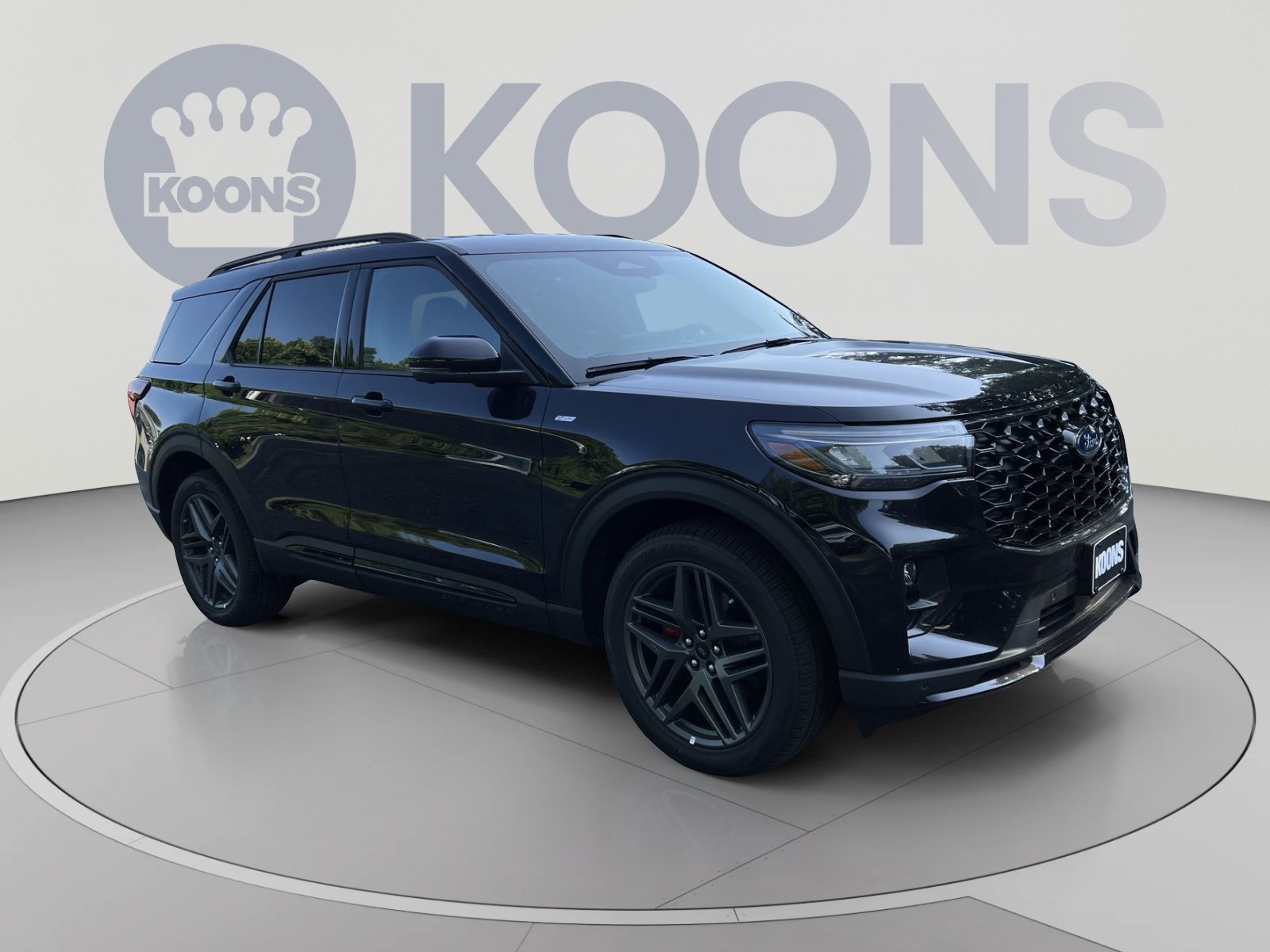 New 2026 Ford Explorer ST-Line w/ ST-Line Street Pack AWD/4WD image 2
