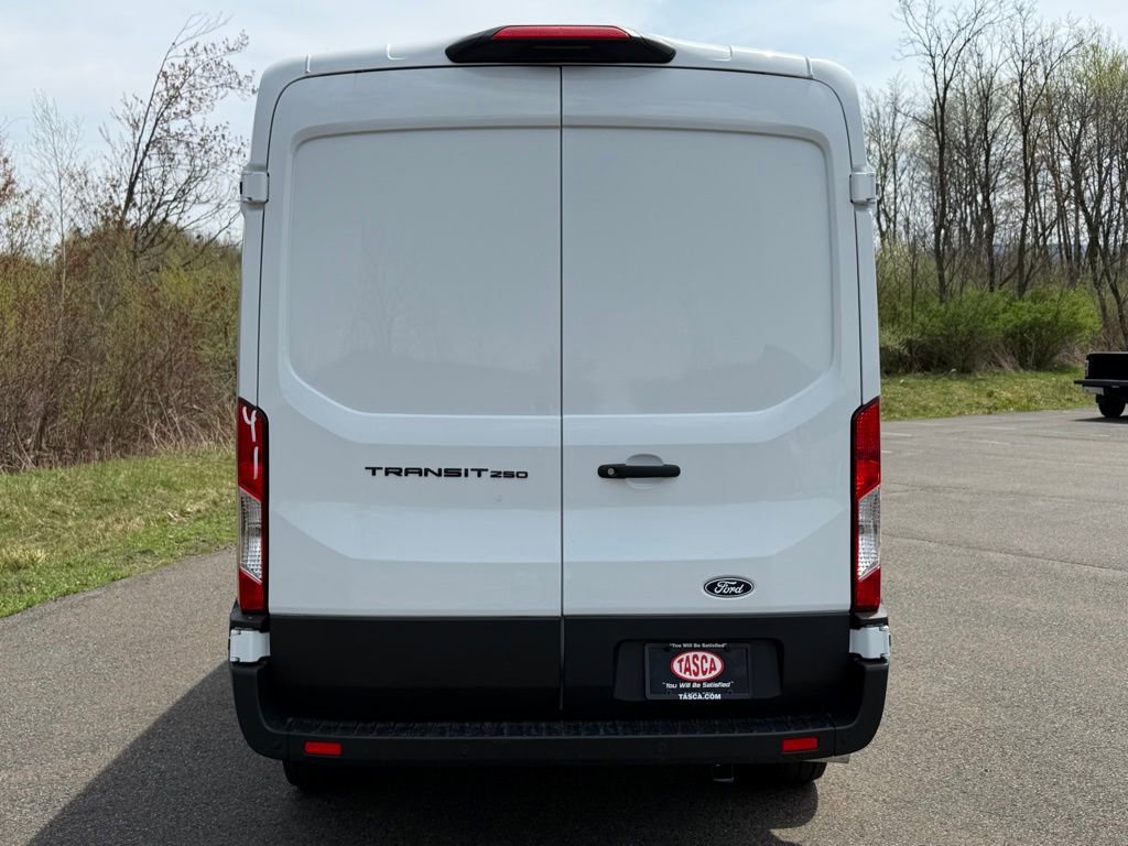 New 2026 Ford Transit 250 148 Medium Roof RWD image 22
