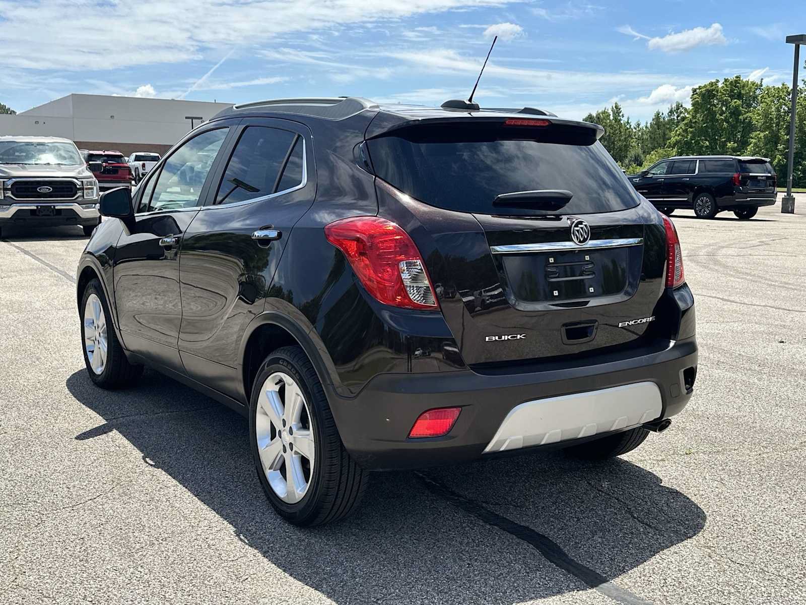 Used 2016 Buick Encore FWD image 12