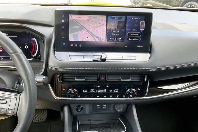 Certified 2024 Nissan Rogue SL w/ SL Premium Package AWD/4WD image 30