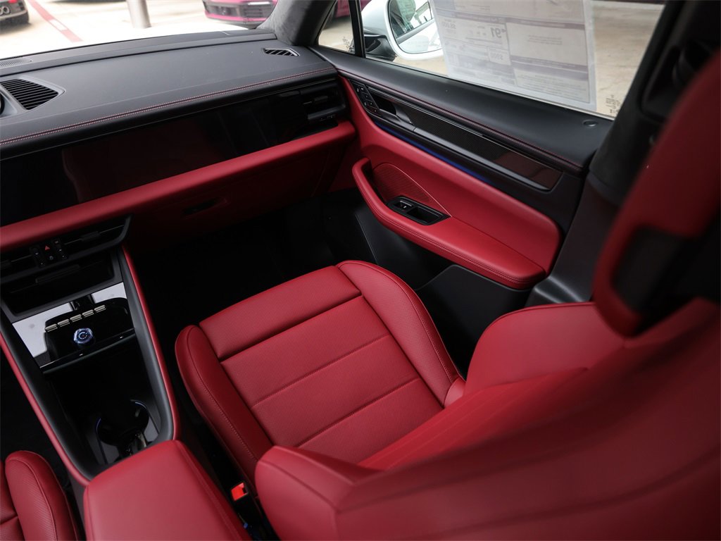 New 2025 Porsche Macan Turbo Electric image 37