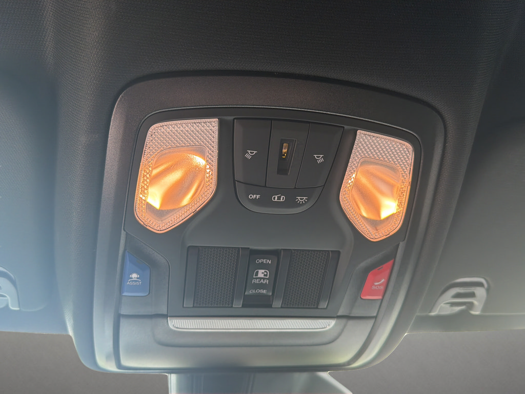 Used 2025 RAM 1500 Big Horn AWD/4WD image 29