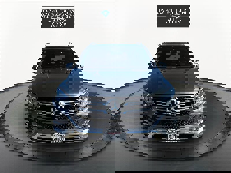 Used 2018 Mercedes-Benz GLE 350 w/ Premium 1 Package image 2